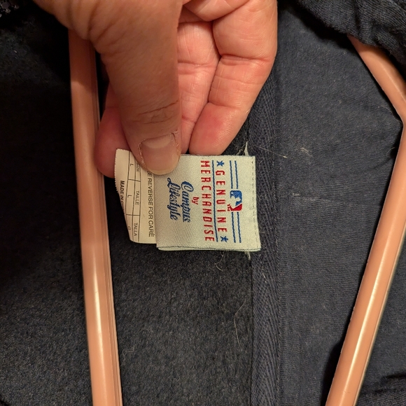 Women's Cleveland Indians zip up hoodie - Picture 3 of 3